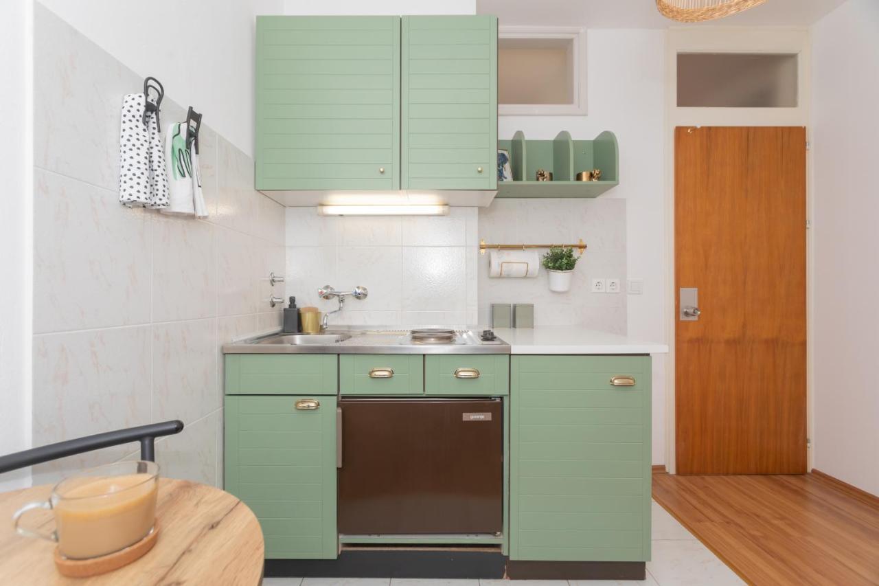 Moon And Dream Apartment Brodarica  Exterior photo
