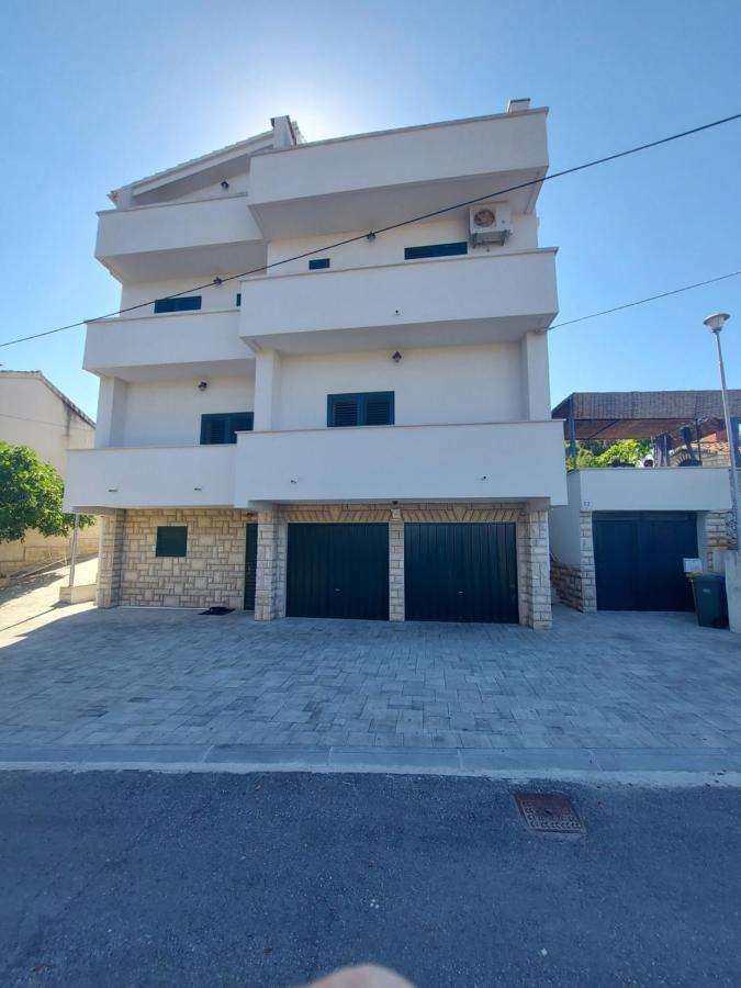 Moon And Dream Apartment Brodarica  Exterior photo